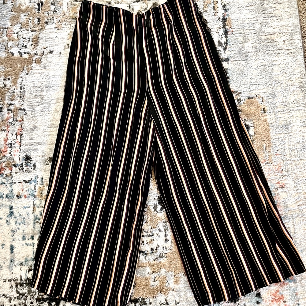 Loose pants